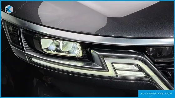 KIA CARNIVAL DIESEL 9-SEATER NOBLESSE