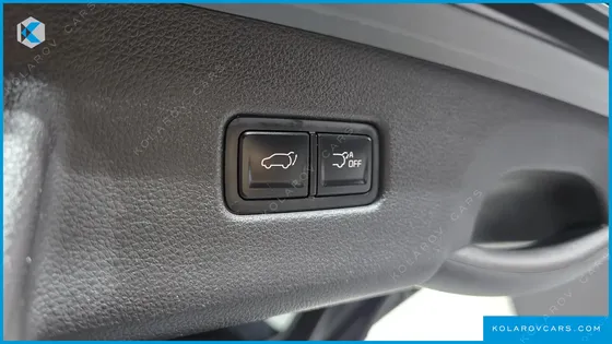 KIA CARNIVAL DIESEL 9-SEATER NOBLESSE