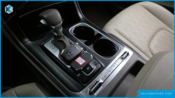 KIA CARNIVAL DIESEL 9-SEATER PRESTIGE