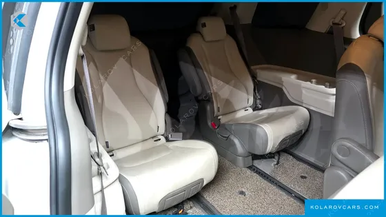 KIA CARNIVAL DIESEL 9-SEATER PRESTIGE