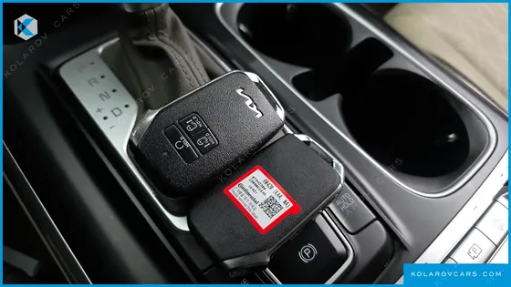 KIA CARNIVAL DIESEL 9-SEATER PRESTIGE