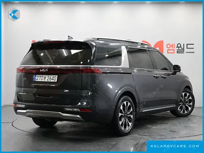 KIA CARNIVAL DIESEL 7-SEATER OUTDOOR
