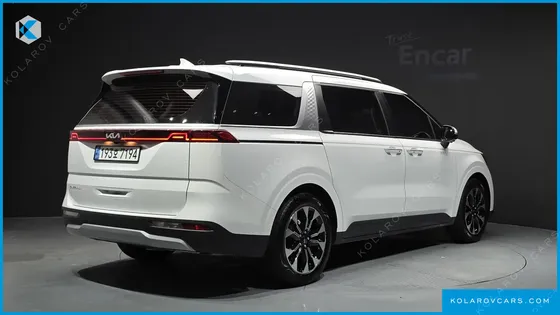 KIA CARNIVAL GASOLINE 9-SEATER PRESTIGE