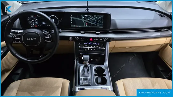 KIA CARNIVAL GASOLINE 9-SEATER PRESTIGE