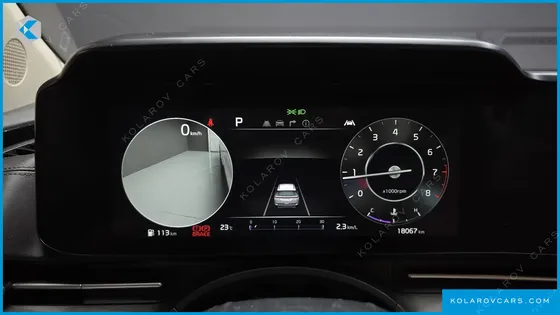 KIA CARNIVAL GASOLINE 9-SEATER PRESTIGE