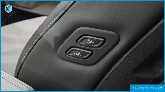 KIA CARNIVAL GASOLINE 7-SEATER SIGNATURE
