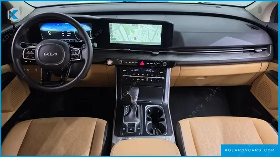 KIA CARNIVAL GASOLINE 9-SEATER PRESTIGE