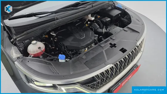 KIA CARNIVAL DIESEL 9-SEATER NOBLESSE
