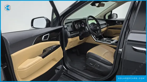 KIA CARNIVAL DIESEL 9-SEATER NOBLESSE