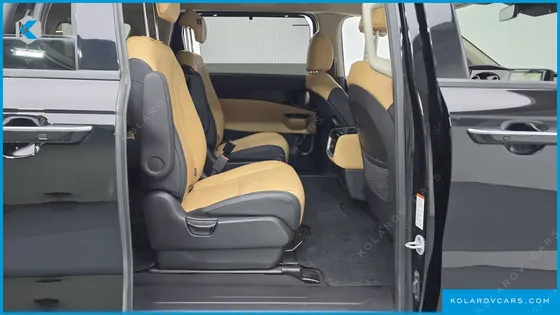KIA CARNIVAL DIESEL 9-SEATER NOBLESSE