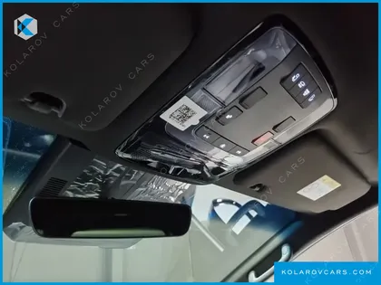 HYUNDAI STARIA EV LOUNGE 11-SEATER