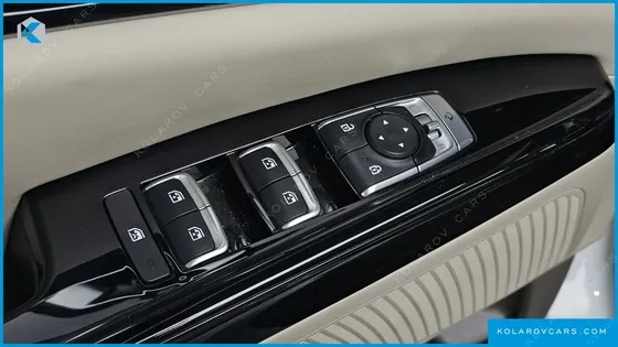 KIA CARNIVAL DIESEL 9-SEATER NOBLESSE