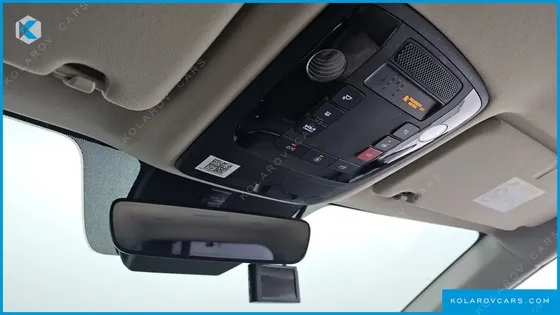 KIA CARNIVAL DIESEL 9-SEATER NOBLESSE