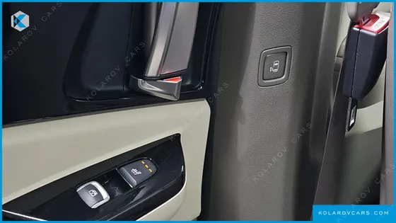 KIA CARNIVAL DIESEL 9-SEATER NOBLESSE
