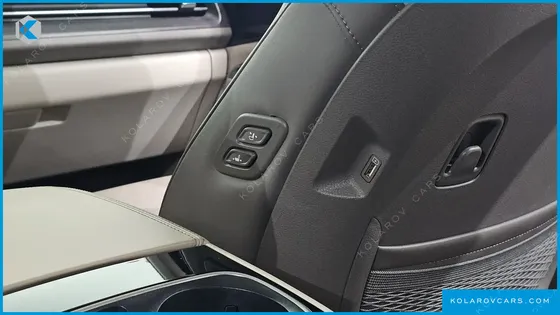 KIA CARNIVAL DIESEL 9-SEATER NOBLESSE