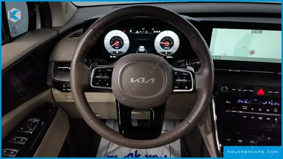 KIA CARNIVAL DIESEL 7-SEATER SIGNATURE