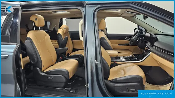 KIA CARNIVAL DIESEL 9-SEATER NOBLESSE