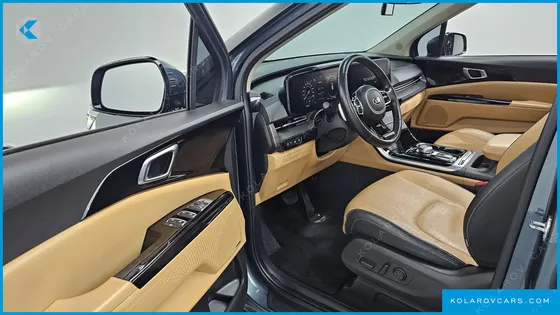 KIA CARNIVAL DIESEL 9-SEATER NOBLESSE