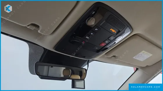 KIA CARNIVAL DIESEL 9-SEATER NOBLESSE