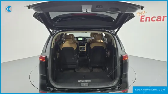 KIA CARNIVAL DIESEL 9-SEATER NOBLESSE
