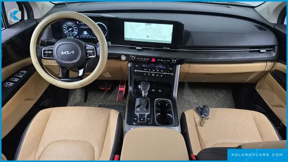KIA CARNIVAL GASOLINE 9-SEATER PRESTIGE