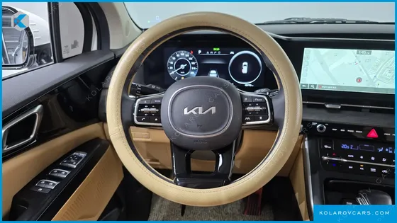 KIA CARNIVAL GASOLINE 9-SEATER PRESTIGE