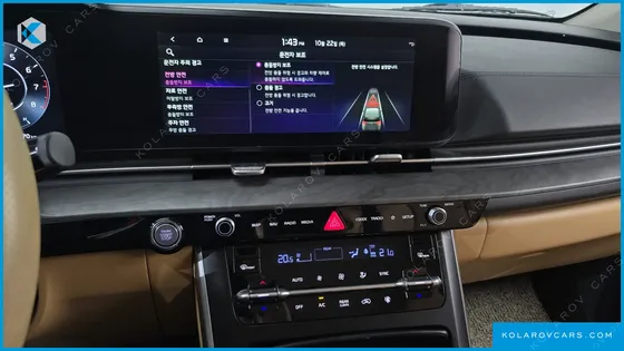 KIA CARNIVAL GASOLINE 9-SEATER PRESTIGE