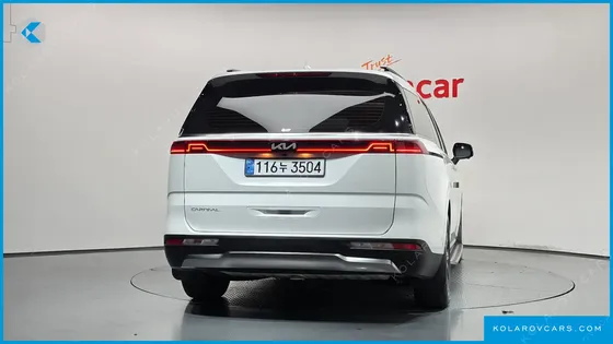 KIA CARNIVAL GASOLINE 7-SEATER NOBLESSE
