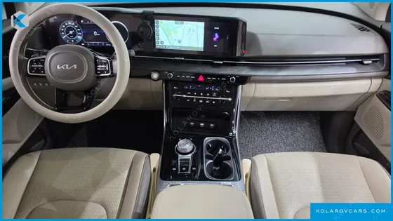 KIA CARNIVAL GASOLINE 7-SEATER NOBLESSE