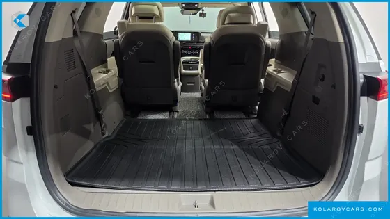 KIA CARNIVAL GASOLINE 7-SEATER NOBLESSE