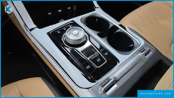 KIA CARNIVAL DIESEL 9-SEATER NOBLESSE