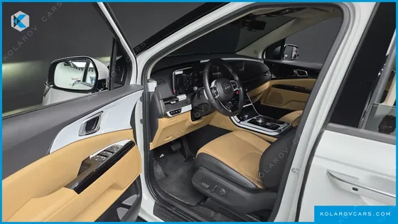 KIA CARNIVAL DIESEL 9-SEATER NOBLESSE