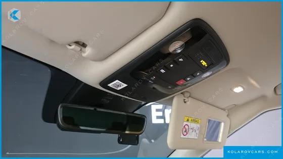 KIA CARNIVAL DIESEL 9-SEATER NOBLESSE