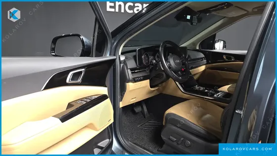 KIA CARNIVAL DIESEL 9-SEATER NOBLESSE