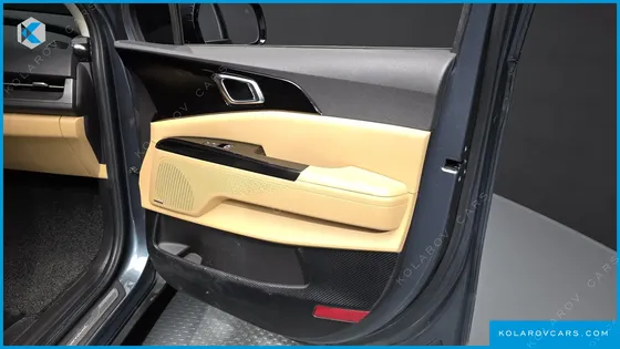 KIA CARNIVAL DIESEL 9-SEATER NOBLESSE