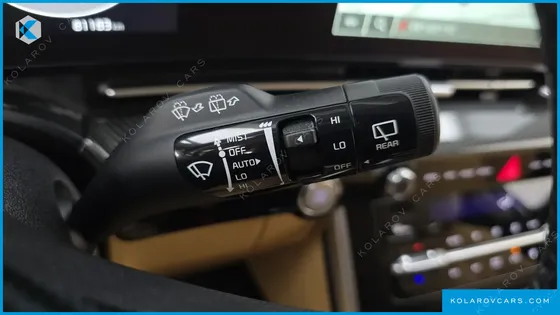 KIA CARNIVAL DIESEL 9-SEATER PRESTIGE