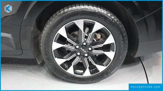 KIA CARNIVAL DIESEL 7-SEATER NOBLESSE