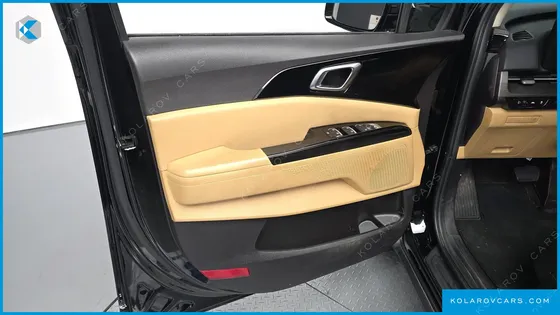 KIA CARNIVAL DIESEL 7-SEATER NOBLESSE
