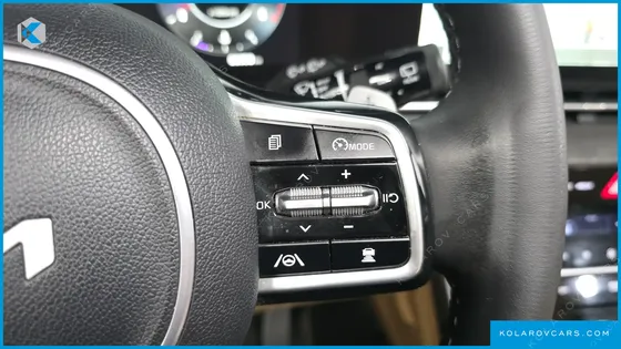 KIA CARNIVAL DIESEL 7-SEATER NOBLESSE