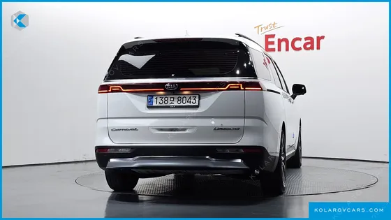 KIA CARNIVAL DIESEL 7-SEATER SIGNATURE