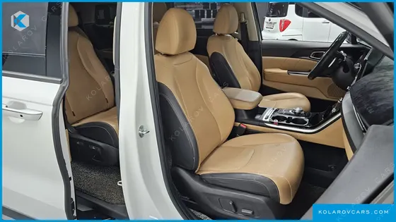 KIA CARNIVAL DIESEL 7-SEATER SIGNATURE