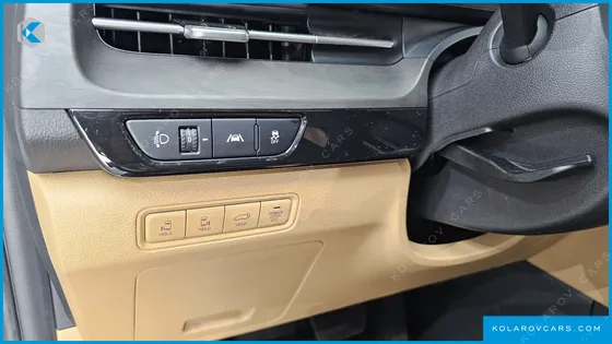 KIA CARNIVAL DIESEL 7-SEATER SIGNATURE
