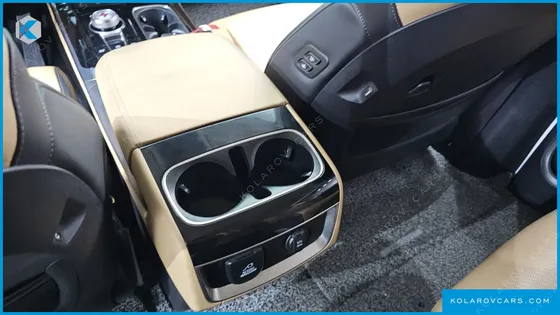 KIA CARNIVAL DIESEL 7-SEATER SIGNATURE