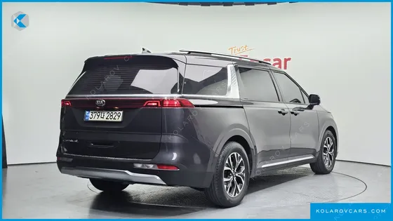 KIA CARNIVAL DIESEL 9-SEATER NOBLESSE