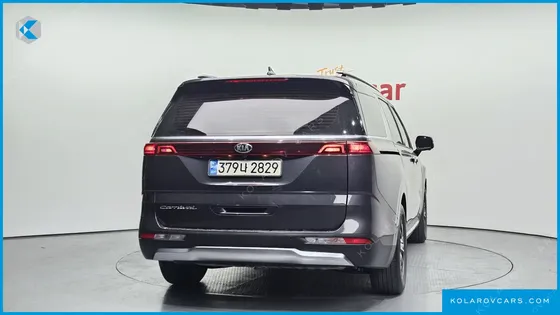 KIA CARNIVAL DIESEL 9-SEATER NOBLESSE