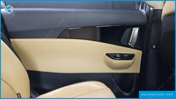 KIA CARNIVAL DIESEL 9-SEATER NOBLESSE