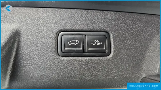 KIA CARNIVAL DIESEL 9-SEATER NOBLESSE