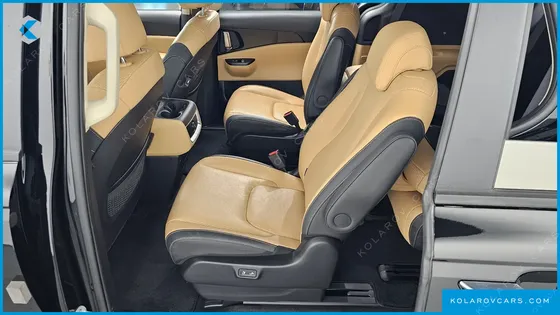 KIA CARNIVAL DIESEL 9-SEATER PRESTIGE