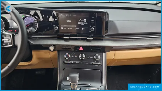 KIA CARNIVAL DIESEL 9-SEATER PRESTIGE