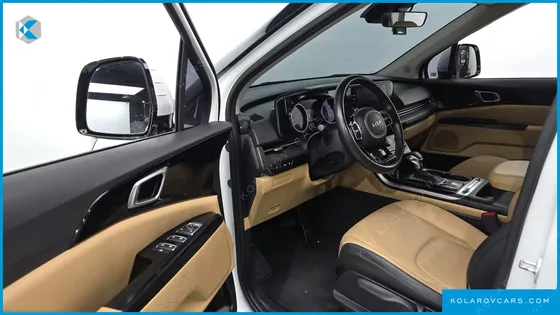 KIA CARNIVAL GASOLINE 11-SEATER PRESTIGE